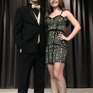 Meet your Posher, Nicholas